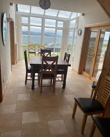 10 Harbourside Downings