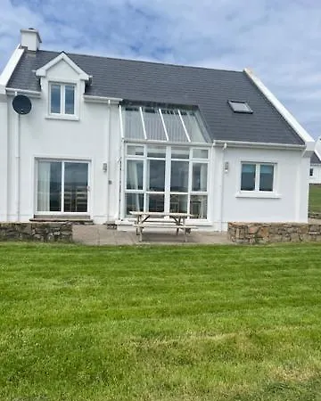 Holiday home 10 Harbourside