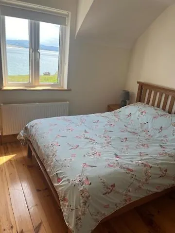 10 Harbourside * Downings